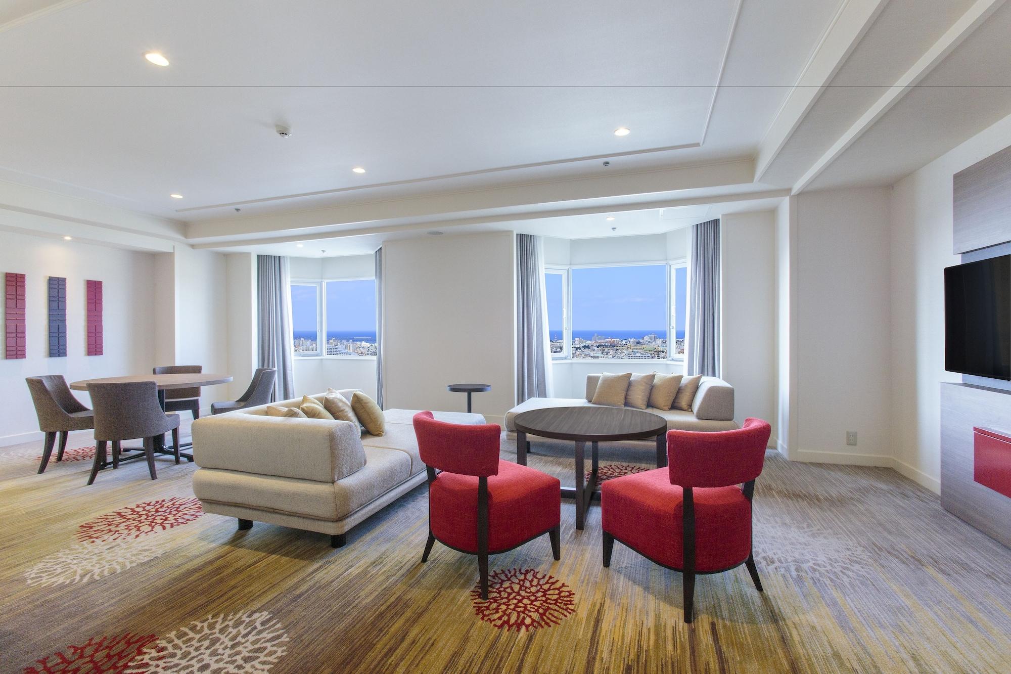 Doubletree By Hilton Naha Shuri Castle Esterno foto