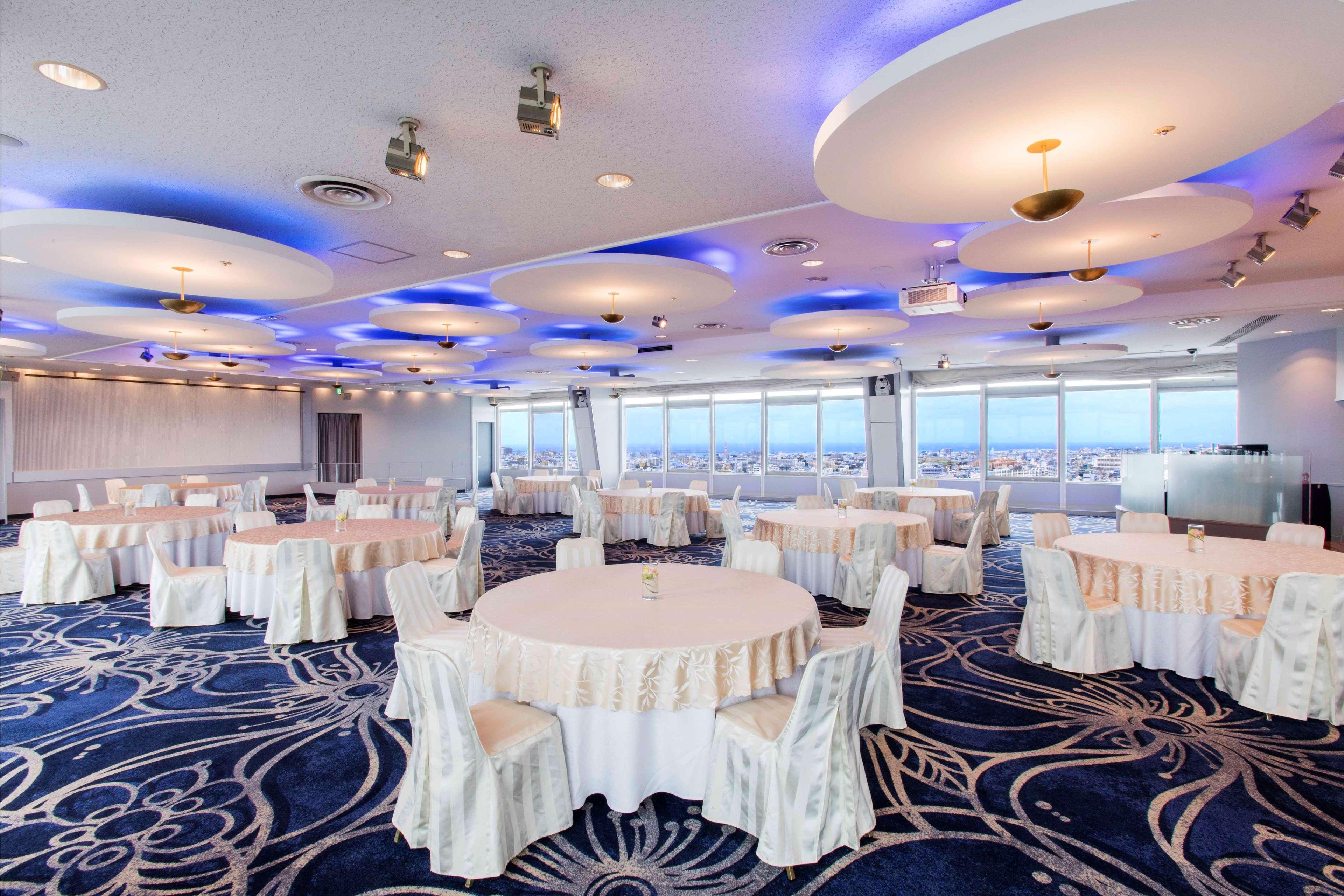 Doubletree By Hilton Naha Shuri Castle Esterno foto