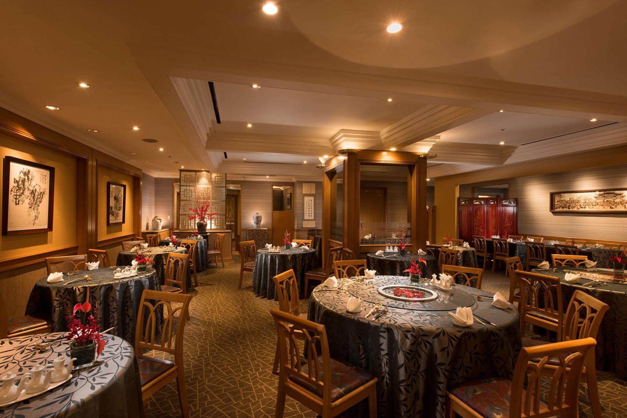Doubletree By Hilton Naha Shuri Castle Esterno foto