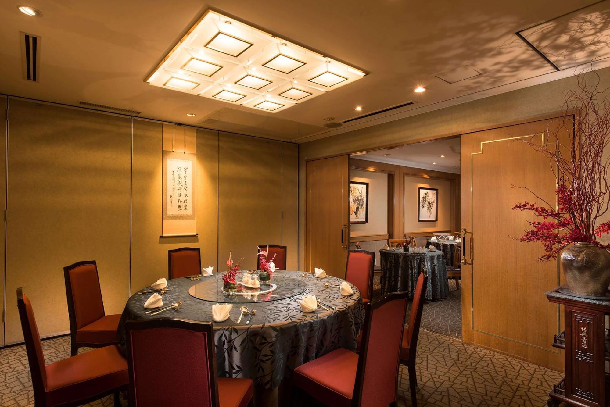 Doubletree By Hilton Naha Shuri Castle Esterno foto