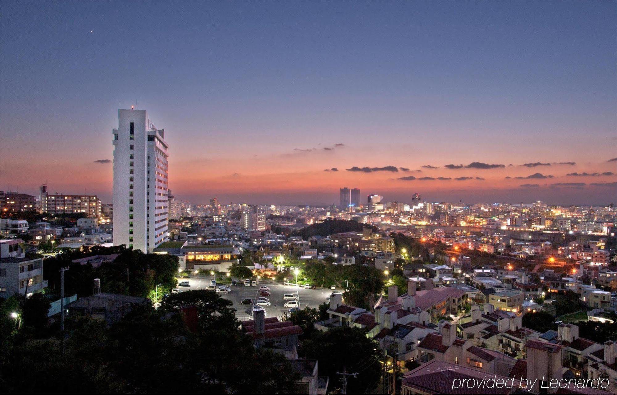 Doubletree By Hilton Naha Shuri Castle Esterno foto